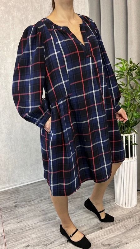 Sukienka midi w kratę z długim rękawem luźny fason rozmiar 48 20 plus size 2